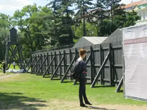 sud — 27. června 2012
