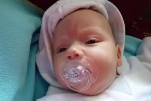 už zase usíná...