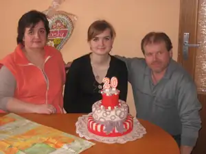 štastní rodiče