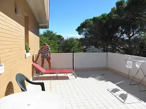 ...naše obrovská terasa...