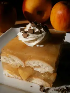 Jablečný dezertík u nás k podzimu prostě patří 🙂