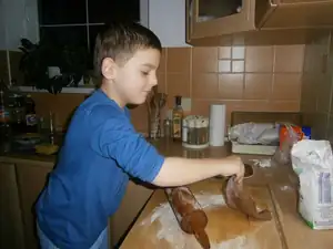 Tak dlouho "škemral", až jsem to těsto nakonec udělala