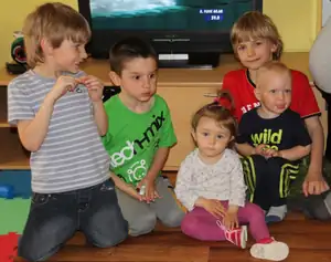 moje zlatíčka:Tomášek,Lukášek,Sabinka,Toníček,Adámek a bříško naší Luc-mimi se narodí během pár dnů...