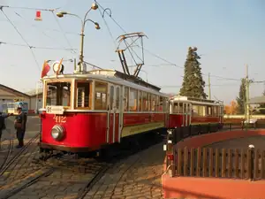 ve vozovně