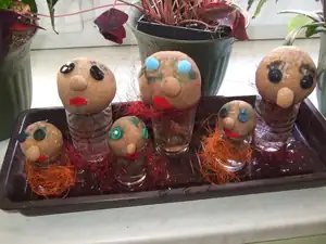 pilińáci,ještě jsou holohlavý
